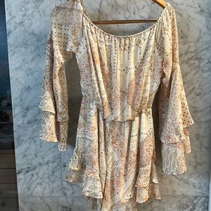 Altar’d State Floral mini skort dress, loose neck-line, flowy tiered sleeves